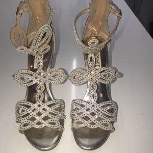 Badgley Mischka Evening Sandals